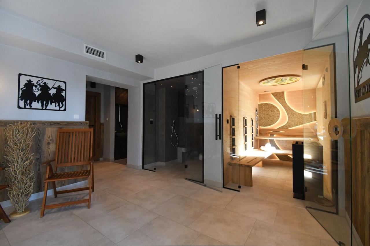 Hotel Mazuria Country & Spa Мронгово Екстер'єр фото